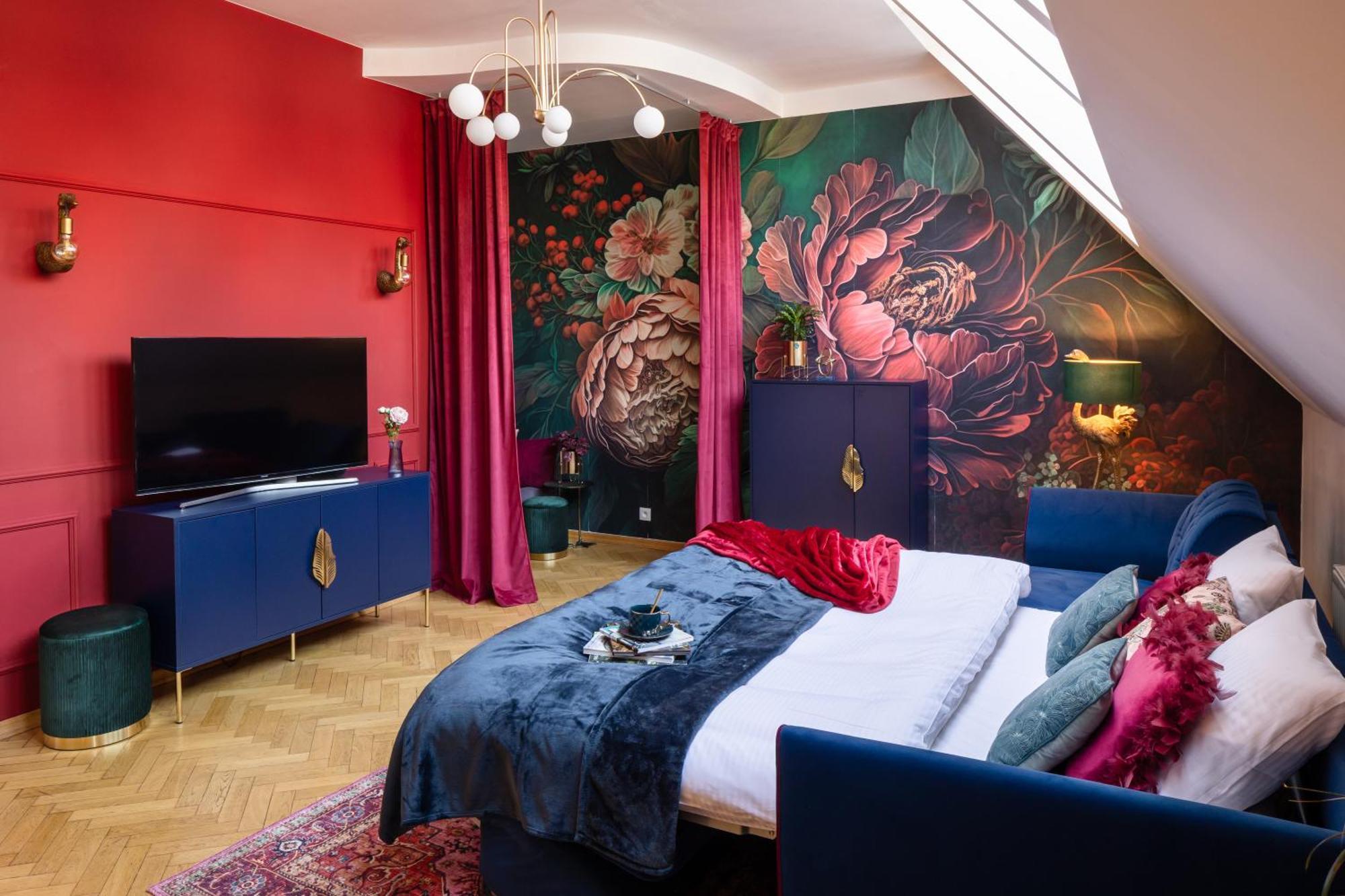 Decadent Art Deco Balcony Apartment In Old Town 프라하 외부 사진